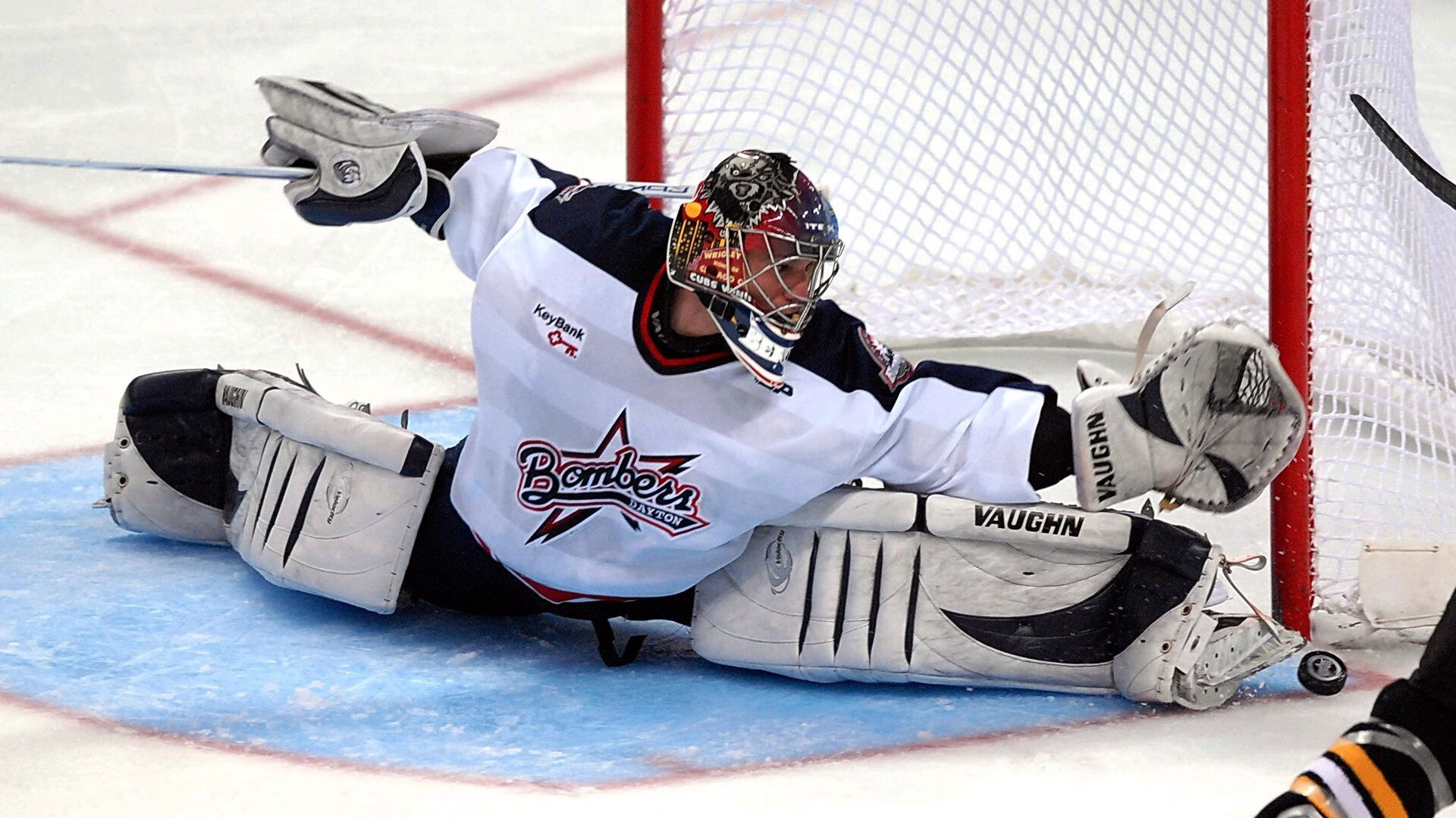 开云中国-“三叉湖飞盘赛：全速投掷与精准接盘的极限比拼”